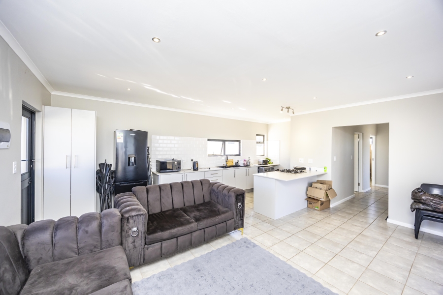 3 Bedroom Property for Sale in Kidds Beach Eastern Cape